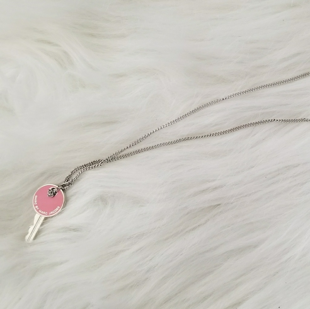 🆕️Marc by Marc Jacobs pink/silver Key Necklace